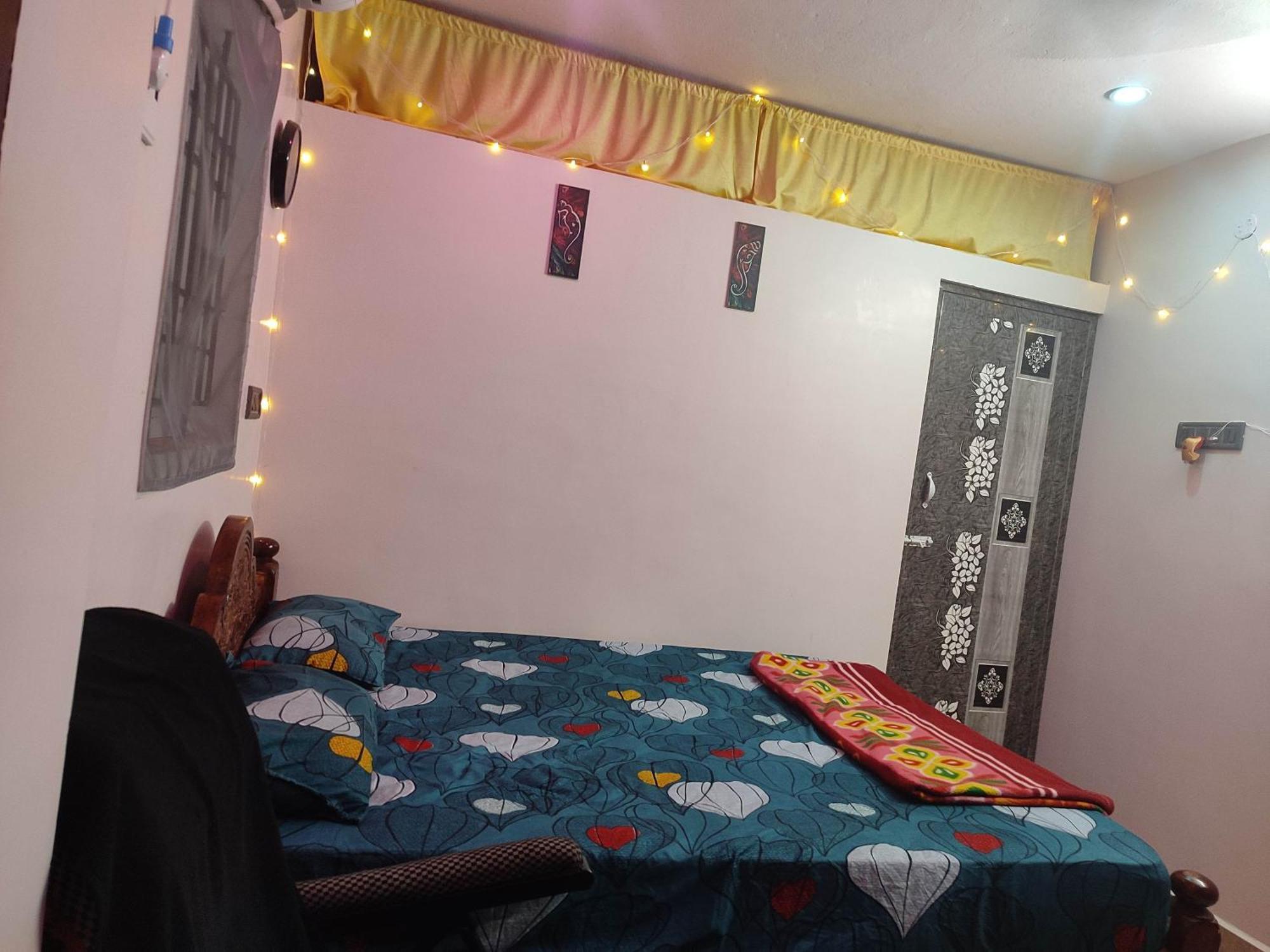 Appartamento Blue Diamond Chennai Esterno foto